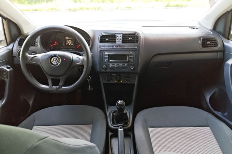 Volkswagen Polo 2016 #11 Volkswagen Polo 2016 car image #11