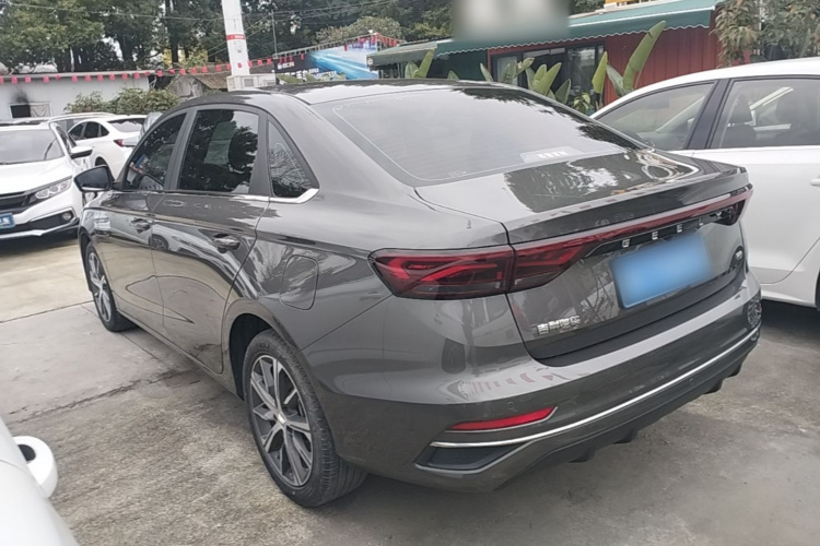GEELY Emgrand 2024 car image #5