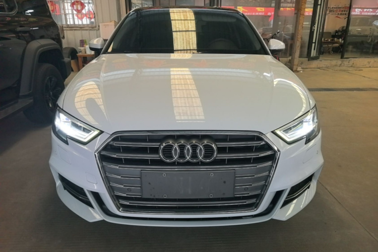 Audi A3 2020 car image #3