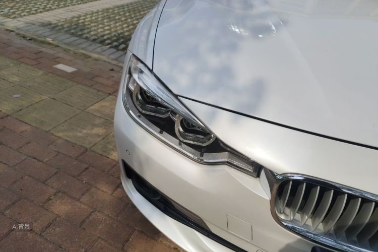 BMW 3 Series 2018 #8 BMW 3 Series 2018 car image #8