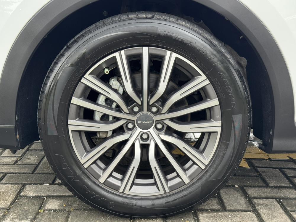 Jetour X70 PLUS 2023 car image #11