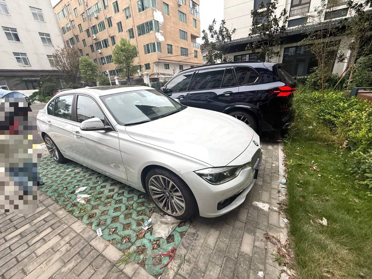 BMW 3 Series 2019 car image #2