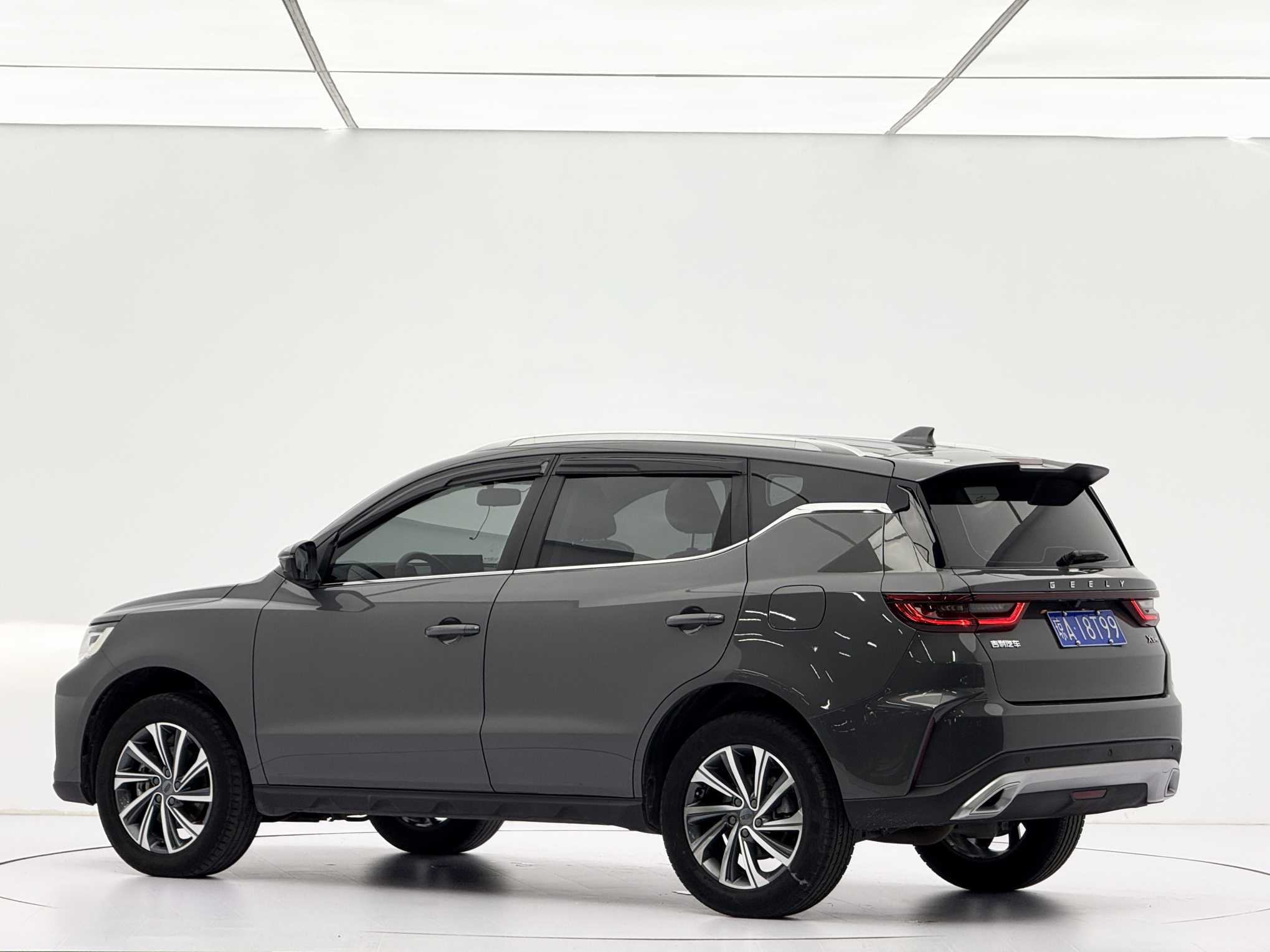 GEELY Vision X6 2023 car image #4
