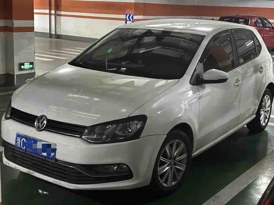 Volkswagen Polo 2014 Volkswagen Polo 2014 car image