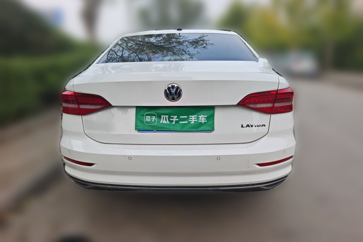 Volkswagen Lavida 2020 car image #4