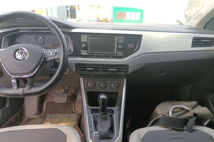 Volkswagen Polo 2019 صورة سيارة #13