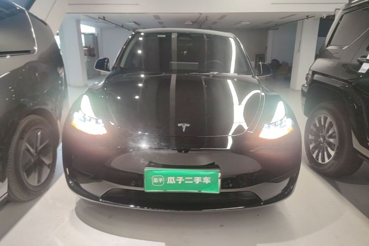 Tesla Model Y 2022 #3 Tesla Model Y 2022 car image #3