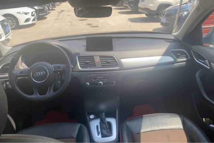 Audi Q3 2019 #12 Audi Q3 2019 car image #12