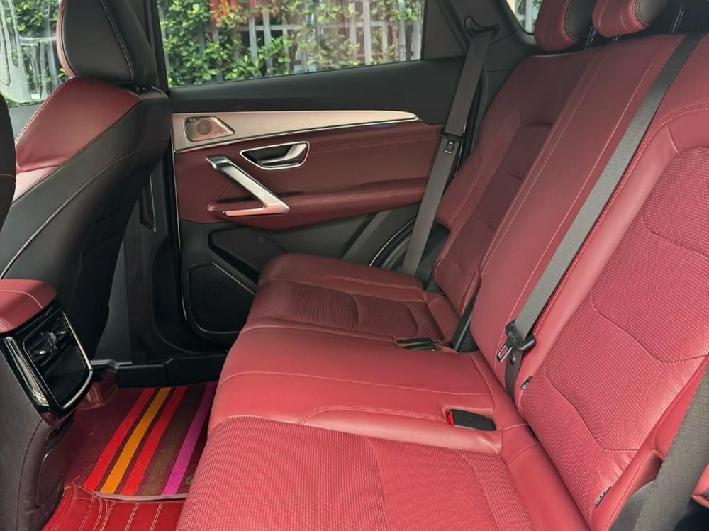 Jetour X70 PLUS 2022 car image #9