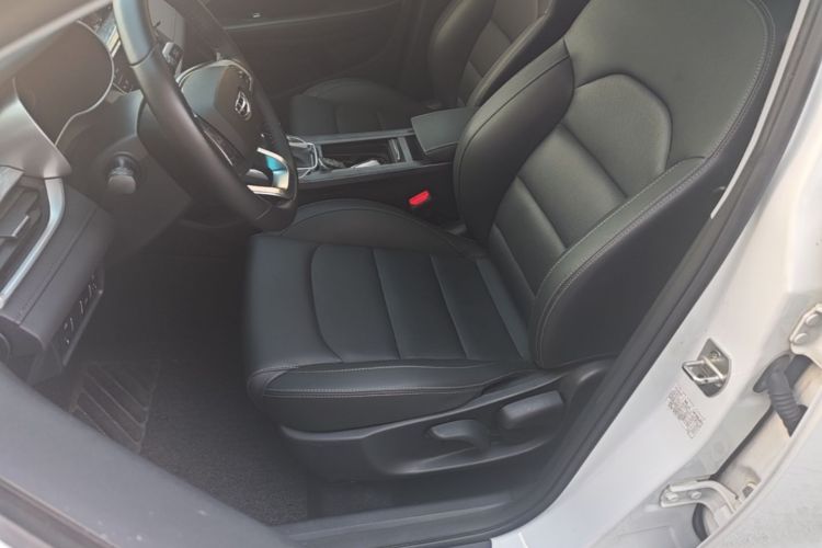 GEELY Emgrand 2020 #15 GEELY Emgrand 2020 car image #15