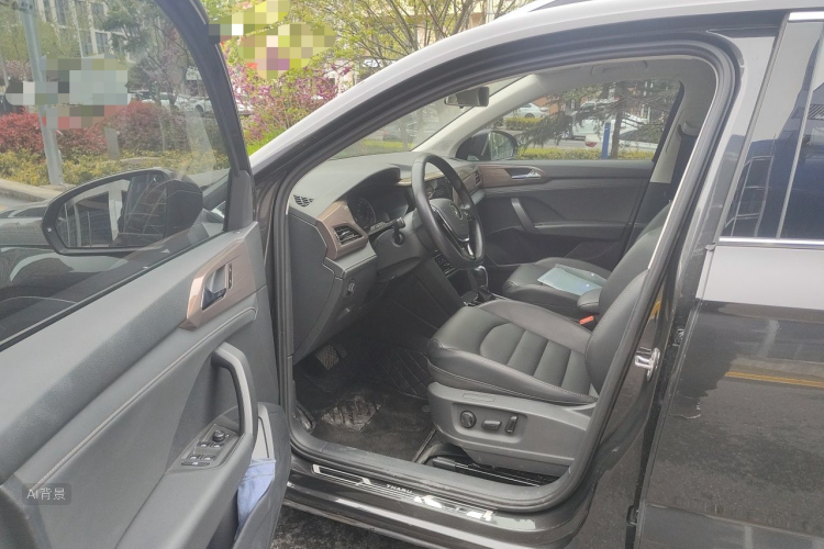 Volkswagen Tharu 2021 car image #18