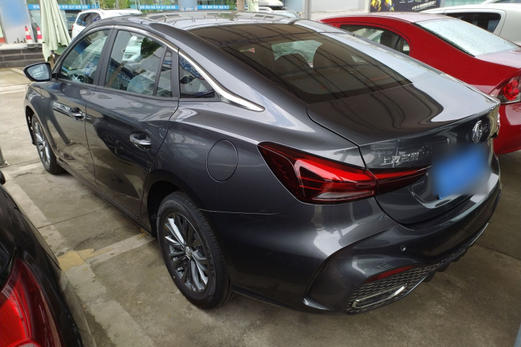 MG 5 2026 imagen de coche #5