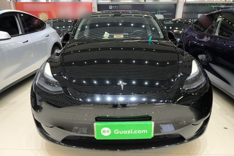 Tesla Model Y 2023 #3 Tesla Model Y 2023 car image #3