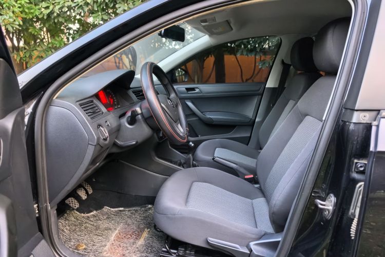 Volkswagen Santana 2021 car image #11