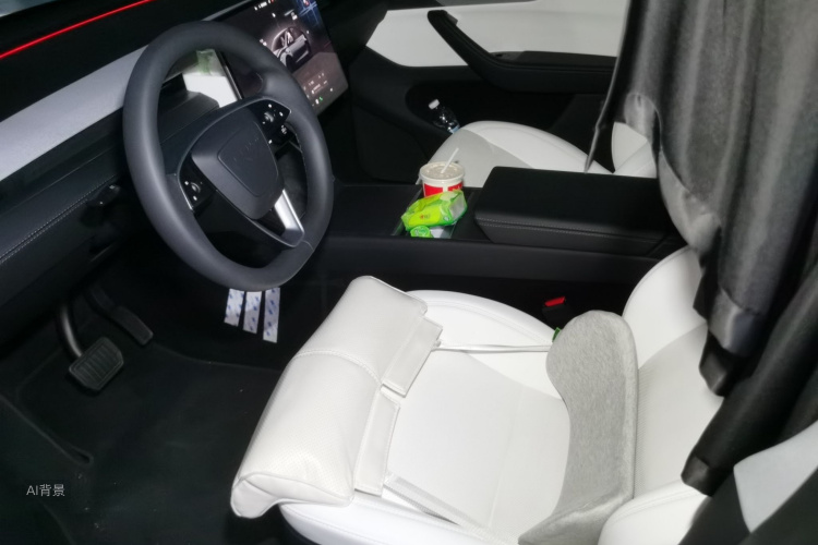 Tesla Model Y 2025 #17 Tesla Model Y 2025 car image #17