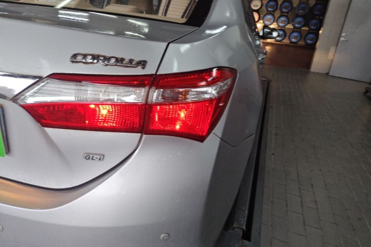 Toyota Corolla 2015 car image #8