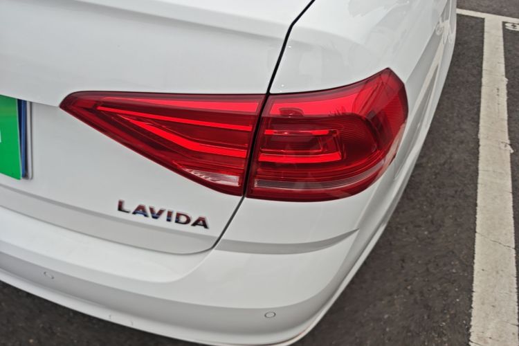 Volkswagen Lavida 2019 #8 Volkswagen Lavida 2019 car image #8
