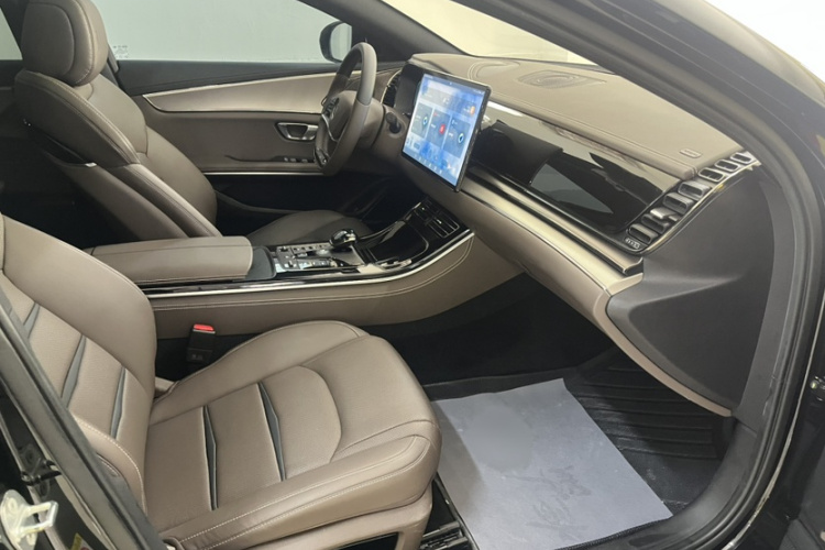 BYD Han 2021 car image #16