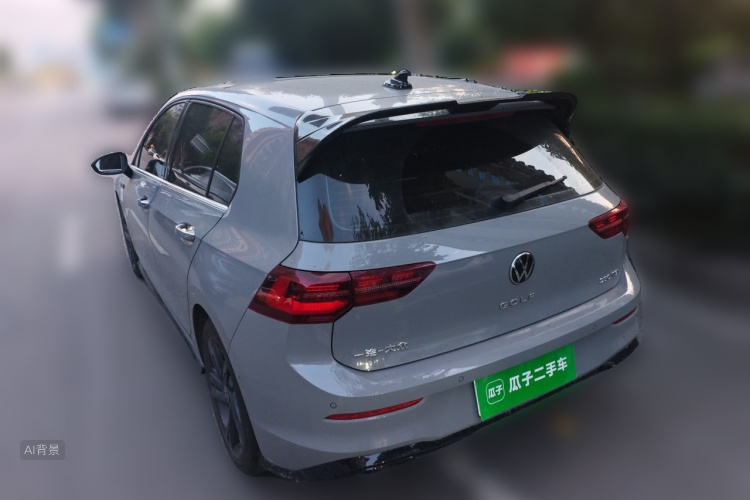 Volkswagen Golf 2023 car image #5