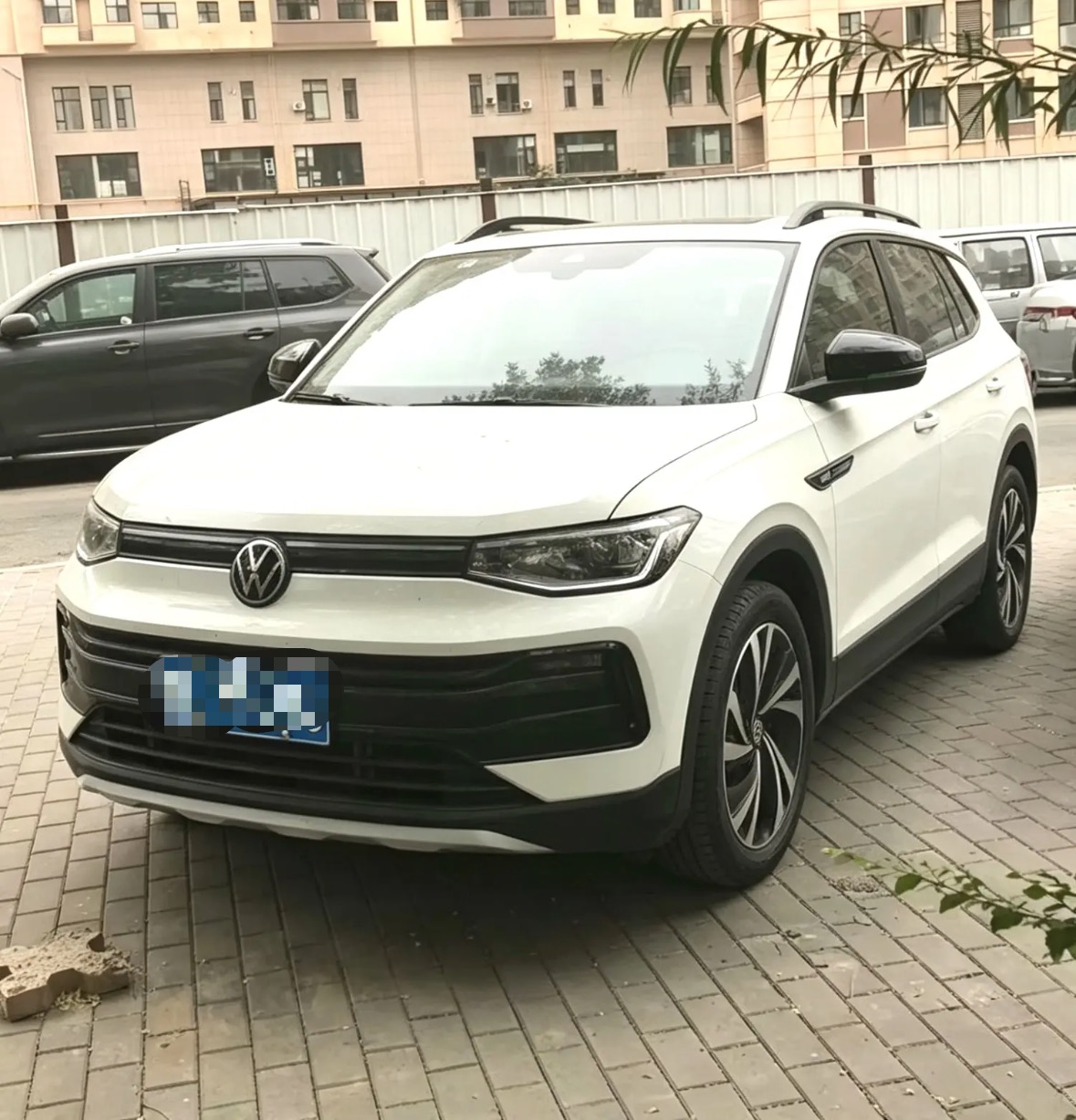 Volkswagen Tharu 2025 car image 