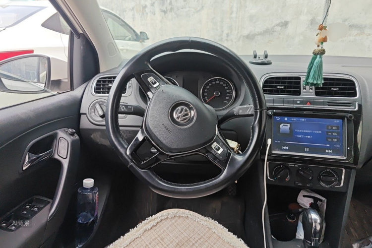 Volkswagen Polo 2017 #12 Volkswagen Polo 2017 car image #12