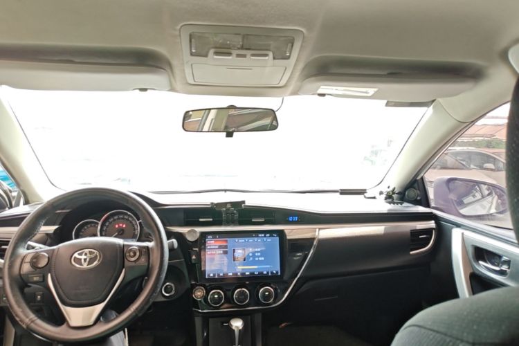 Toyota Corolla 2017 car image #18