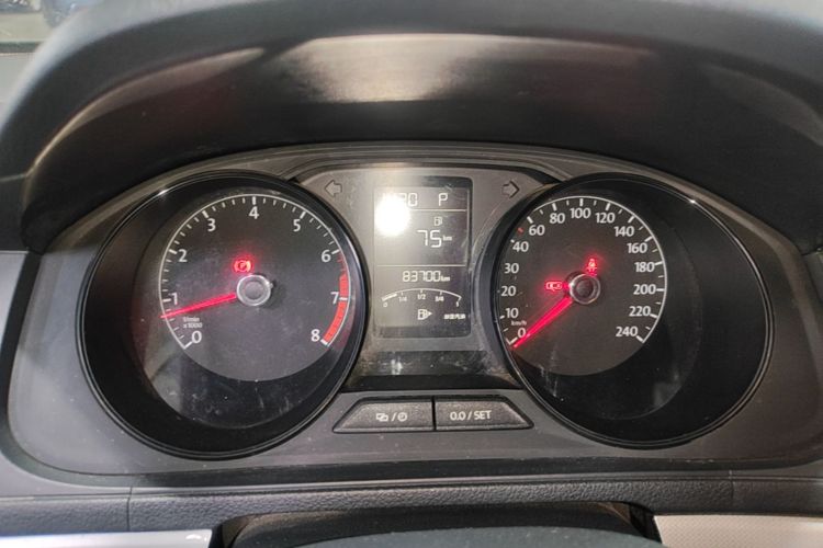 Volkswagen Lavida 2018 car image #12