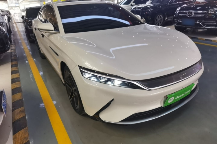 BYD Han 2021 #4 BYD Han 2021 car image #4