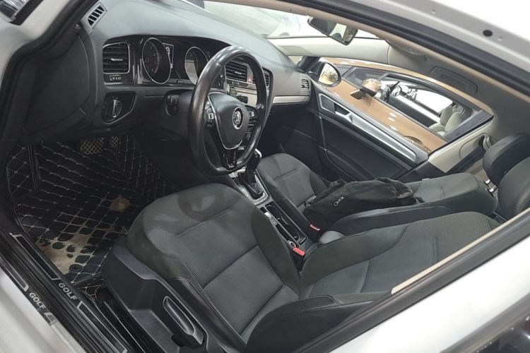 Volkswagen Golf 2018 #15 Volkswagen Golf 2018 car image #15