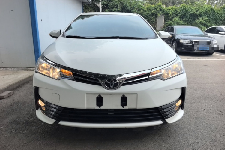 Toyota Corolla 2019 car image #3