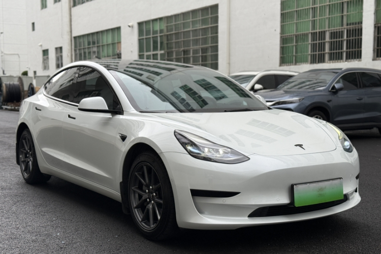 Tesla Model 3 2021 #4 Tesla Model 3 2021 car image #4