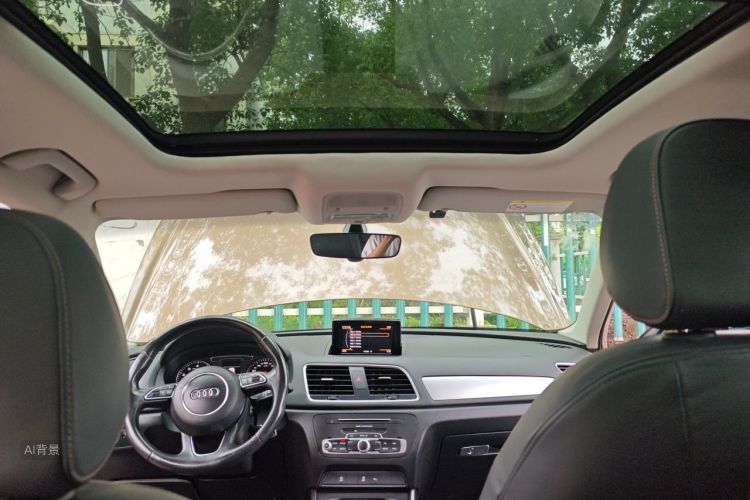 Audi Q3 2017 car image #20