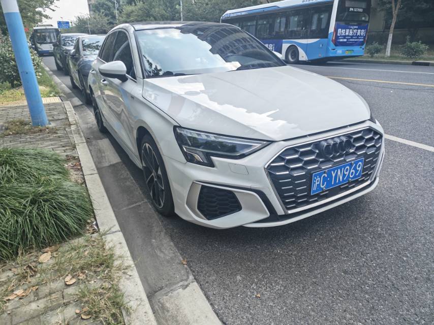 Audi A3 2022 immagine di auto #3