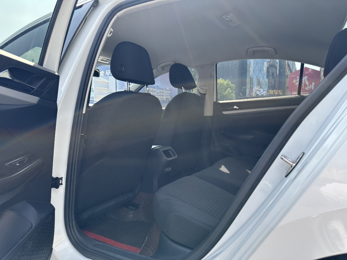 Volkswagen Bora 2021 #6 Volkswagen Bora 2021 صورة سيارة #6