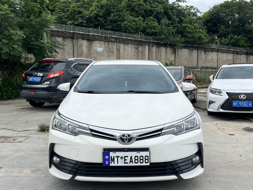 Toyota Corolla 2018 car image #2