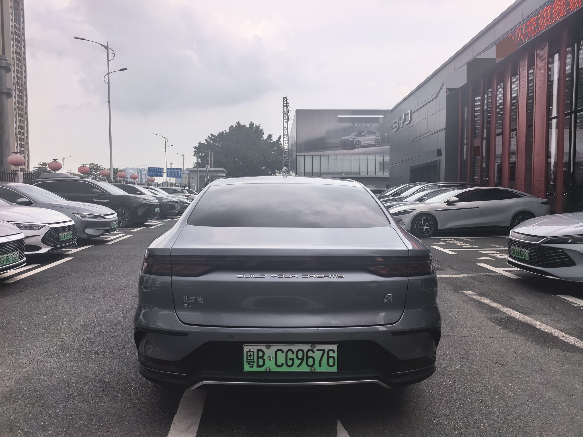 BYD Han 2024 car image #7