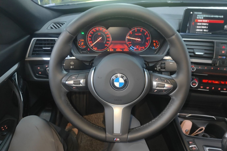 BMW 3 Series GT 2020 car image #15