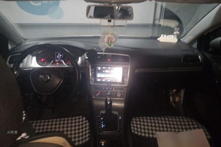 Volkswagen Golf 2014 car image #11
