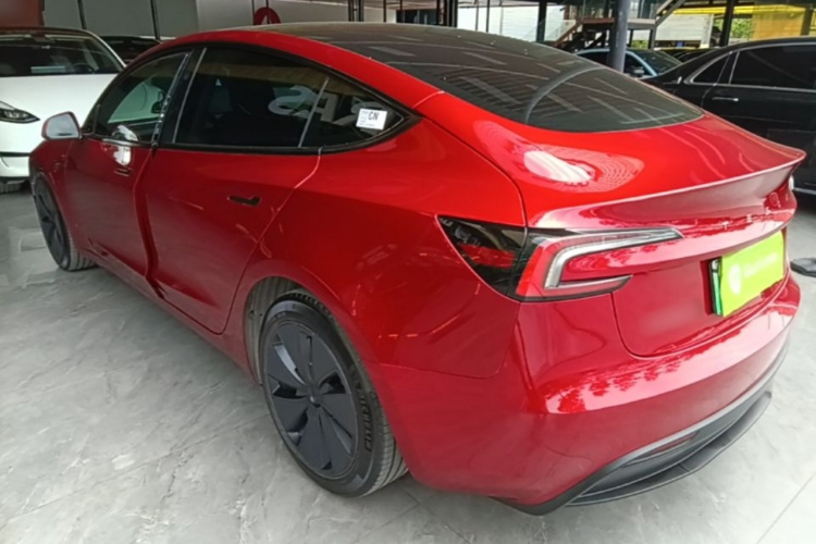 Tesla Model 3 2024 #7 Tesla Model 3 2024 car image #7