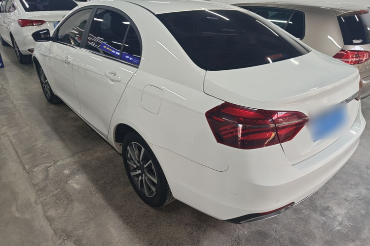 GEELY Emgrand 2020 #5 GEELY Emgrand 2020 car image #5