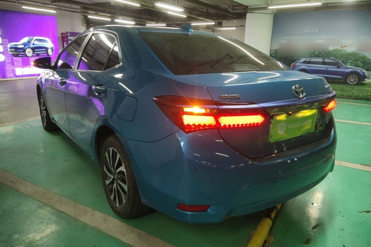 Toyota Corolla Hybird E+ 2019 immagine di auto #5