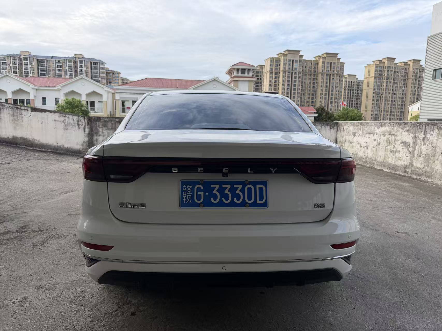 GEELY Emgrand 2022 car image #9