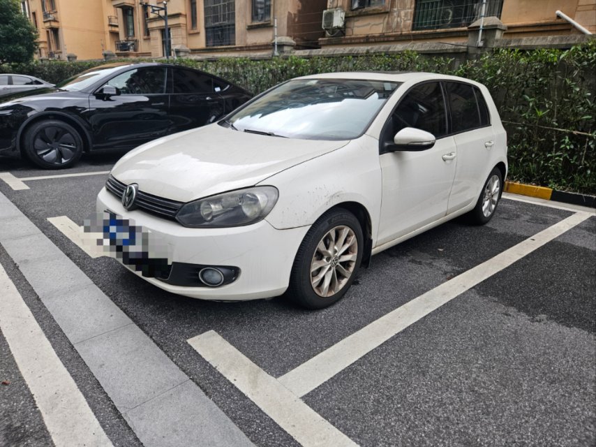 Volkswagen Golf 2012 Volkswagen Golf 2012 car image