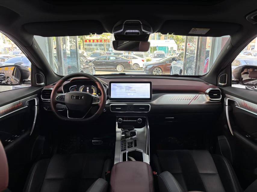 2021 car image #11