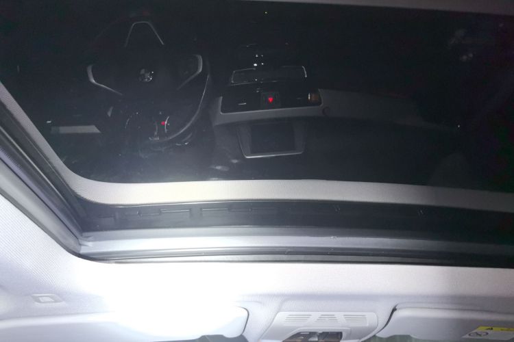 BMW X1 2019 imagen de coche #16