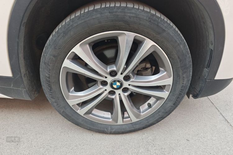 BMW X1 2018 car image #9