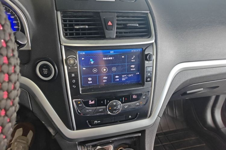 GEELY Emgrand 2016 car image #13