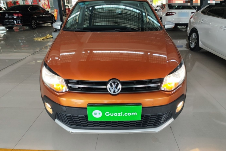 Volkswagen Polo 2017 car image #3