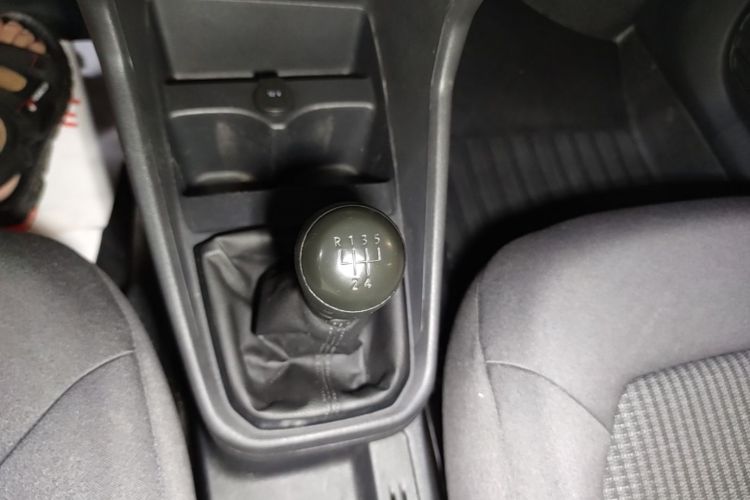 Volkswagen Santana 2017 #14 Volkswagen Santana 2017 car image #14
