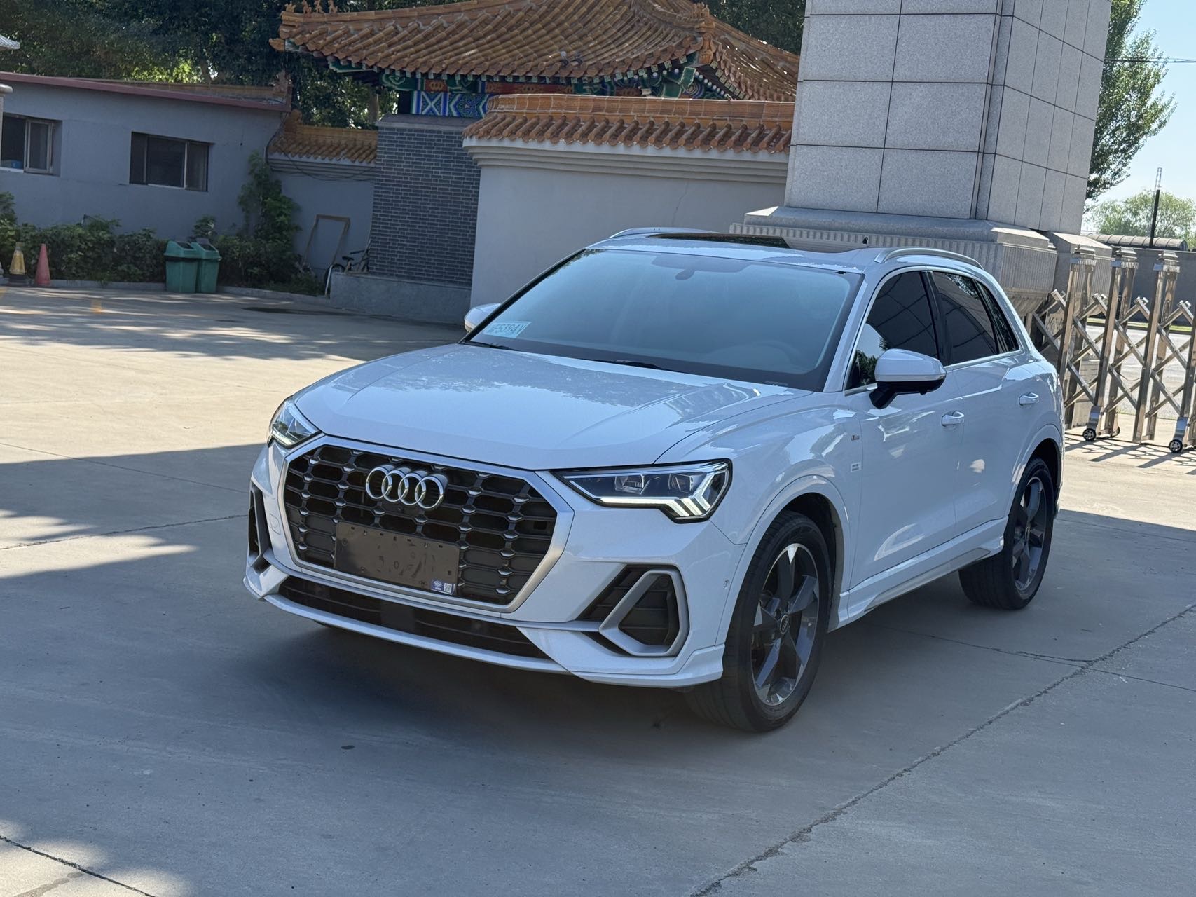 Audi Q3 2023 Audi Q3 2023 car image